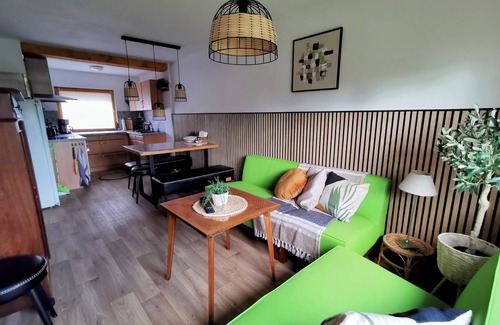Schmira House | Cozy country house with garden near the trade fair