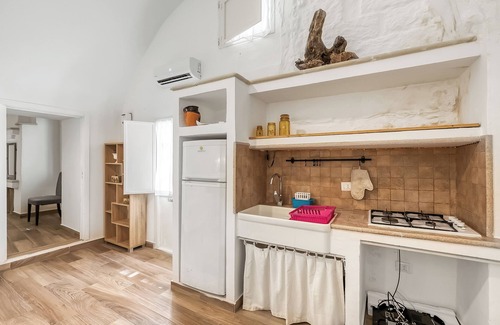 Parabita Apartment | Cozy Courtyard Retreat in Salento, Parabita, Italy