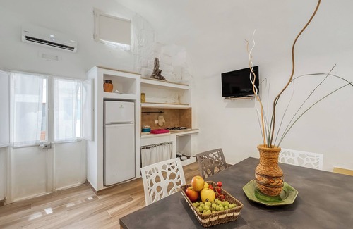Parabita Apartment | Cozy Courtyard Retreat in Salento, Parabita, Italy