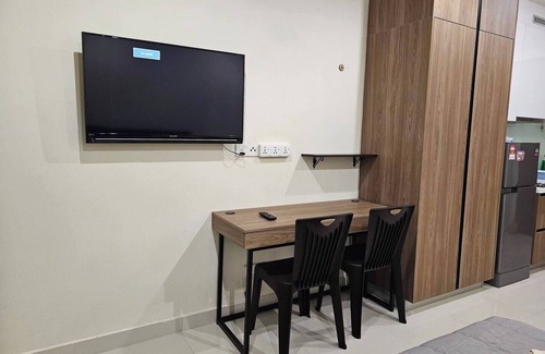 Batu Lintang House | Cozy Cove 2 @Kozi Square near General Hospitalnn