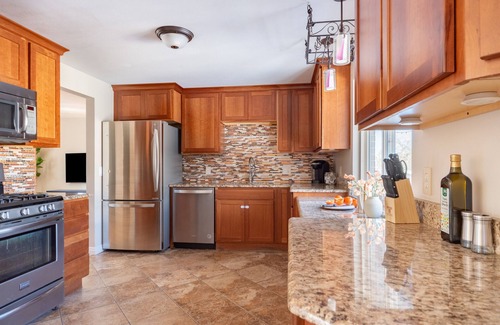Highlands House | Cozy Denver Retreat: 4bd - Game & Movie Room - Backyard Fire Pit