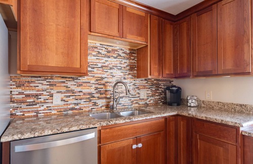 Highlands House | Cozy Denver Retreat: 4bd - Game & Movie Room - Backyard Fire Pit
