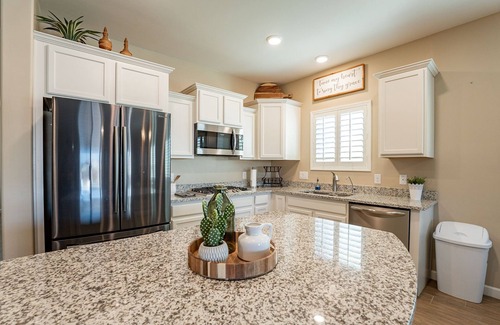 Corona de Tucson House | Cozy Desert Gem with Pool and Hot tub