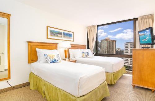 Waikiki Apartment | Cozy & Diamond Head View at Waikiki with Parking