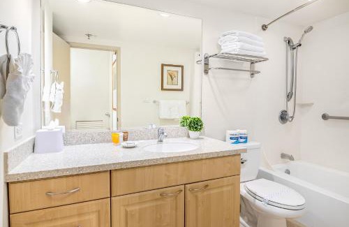 Waikiki Apartment | Cozy & Diamond Head View at Waikiki with Parking