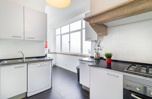 Sao Jose Apartment | Cozy Downtown Avenue 3D by Central Hill