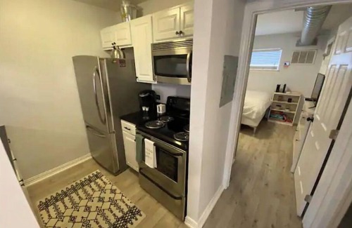 Clarksville Condo | Cozy Downtown Getaway w/Pool