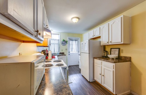 East Pittsburgh House | Cozy East Pittsburgh Home - 7 Mi to Frick Park!