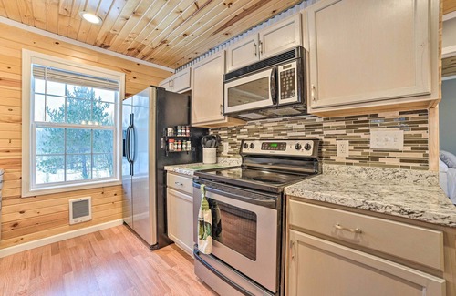 Mancelona Cabin | Cozy Elmira Cabin ~ 23 Mi to Boyne Mountain Resort