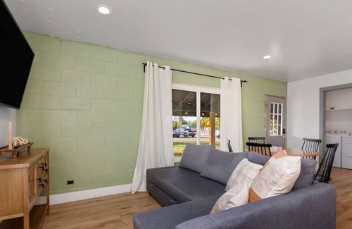 Elverta House | Cozy Elverta Ranchette On 2-Acres! Pet Friendly!