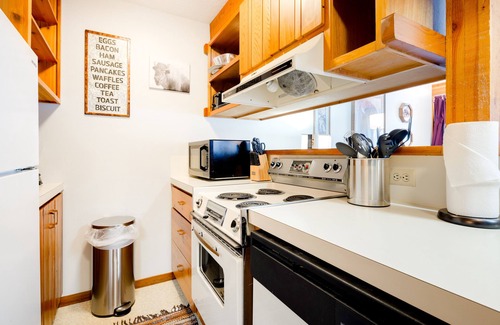 Moose Wilson Road Condo | Cozy end condo with fireplace & washer/dryer - near Teton Village & Jackson