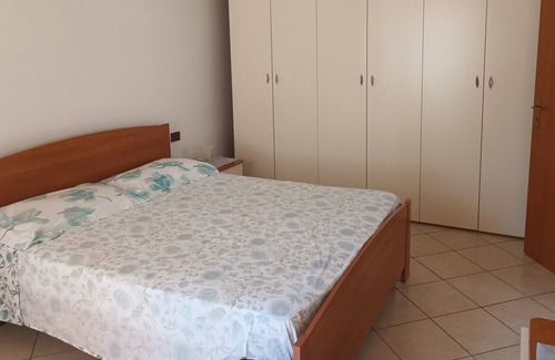 Condro House | COZY FACILITY IDEAL FOR OVERNIGHT STAYS AND SHORT/LONG STAYS