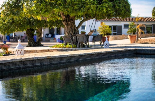 Quinta das Raposeiras Villa | Cozy family-friendly holiday home with many extras