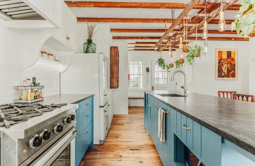 Stratham Other | Cozy family friendly private apartment farm stay