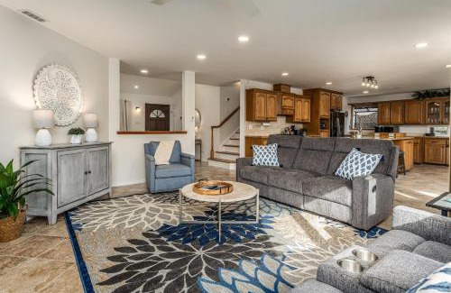 Olde Carlsbad House | Cozy Family Getaway home