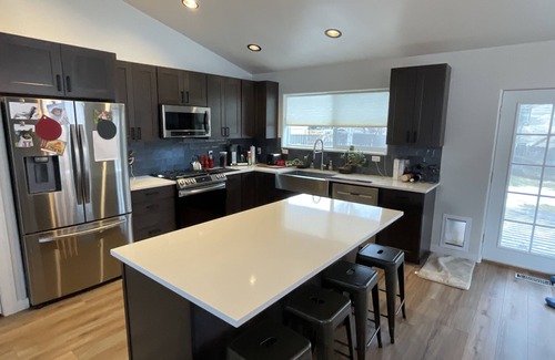 Carbondale House | Cozy family home, perfect mid valley locationn