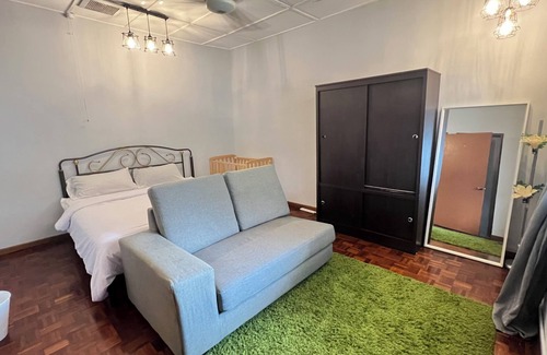 Ampang House | Cozy Family Home w/BBQ grill