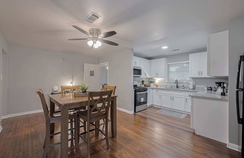 Spring Branch East House | Cozy Family Stay with BBQ & Wi-Fi Near Houston