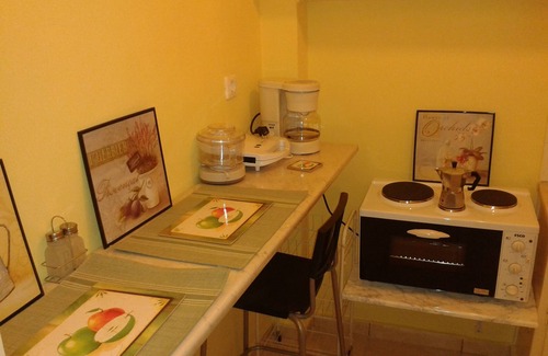 Attiki Apartment | Cozy flat near Attiki metro station and national railway station (FREE WI-FI)