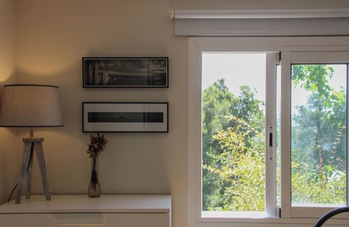 Vallirana Apartment | Cozy Flat surronded by Nature Just Outside Barcelona