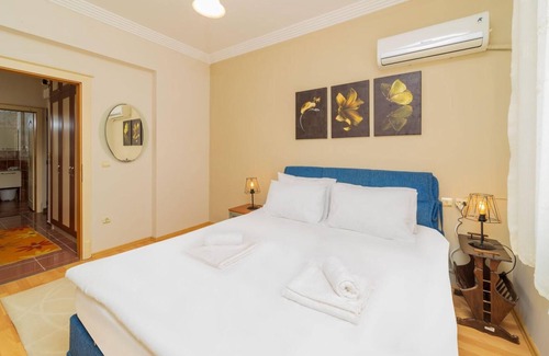 Altnkum Mahallesi Apartment | Cozy Flat with Balcony close to Konyaalti Beach