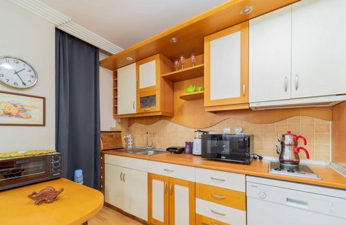 Altnkum Mahallesi Apartment | Cozy Flat with Balcony close to Konyaalti Beach