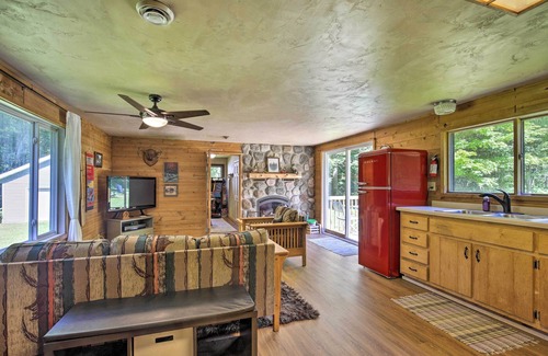 Florence Cabin | Cozy Florence Cabin, Proximity to Keyes Peak!