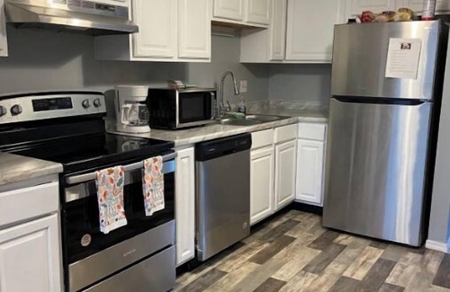 Westwood House | 🌟Cozy Four Bedroom Home Away From Home
