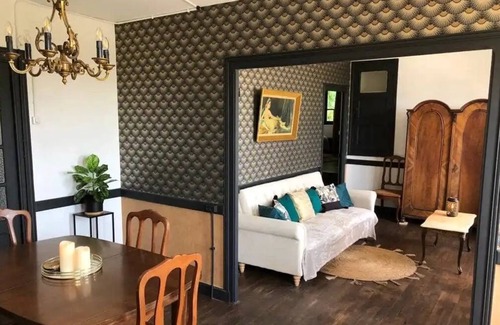 Saint-Cyr-les-Champagnes Cottage | Cozy stay among apple orchards with hot tub