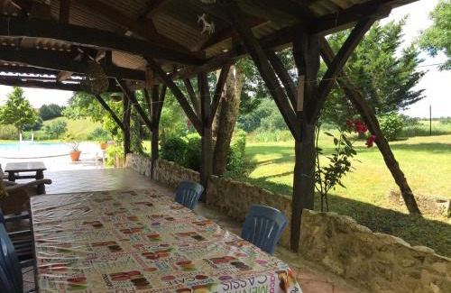 Monfort House | Cozy French Escape in Monfort