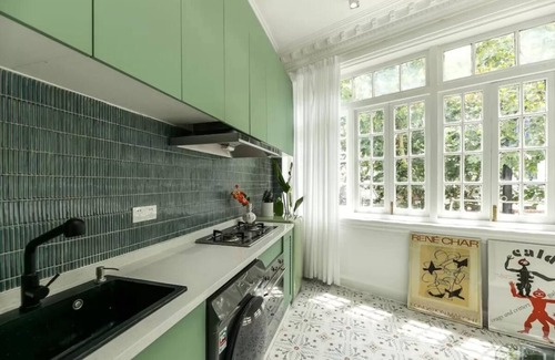 Huangpu Apartment | Cozy French-style 1-bedroom apartment walk to XinTianDi, HuaiHai Road