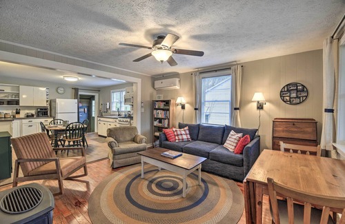 Fries House | Cozy Fries Escape w/Mountain & River Views!