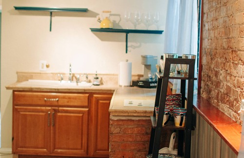 Riverwest Apartment | Cozy Garden Apartment in Eclectic Riverwest