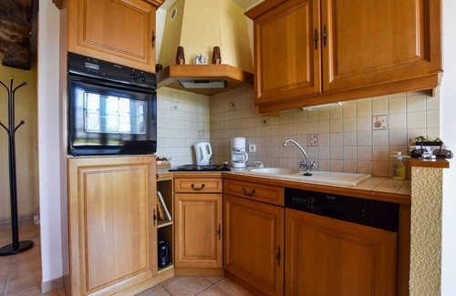 Bonnemain House | Cozy Garden Villa in Bonnemain