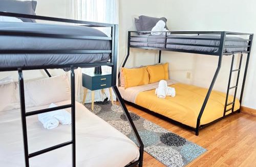 Winter Hill Apartment | Cozy Get Away Somerville