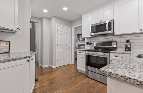Cartersville Other | Cozy Getaway: Extended Stay, 5BR Open Air Near DT