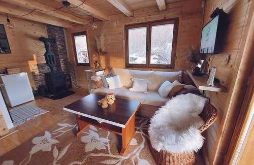 East Sarajevo Cottage | Cozy getaway house surrounded by forest and meadows
