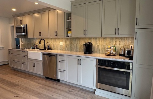 Pipes Cove House | Cozy Greenport village cottage