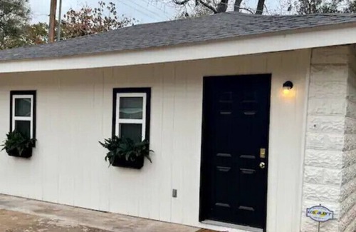 Pauls Valley House | Cozy Guest Cottage