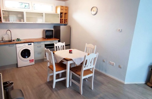 Rastatt House | Cozy guest house by the park, 2 Zimmer Maisonette inkl. Küche, Arbeitsplatz, Parkplatz