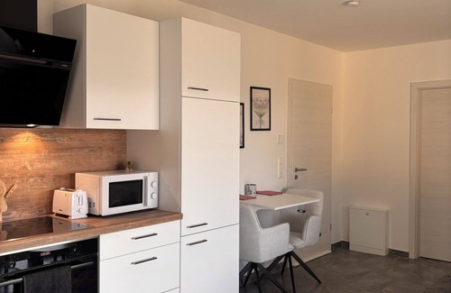 Weikersheim Apartment | Cozy hilltop stay in Weikersheim