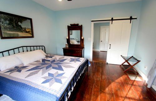 Smicksburg House | Cozy, historic 5-bedroom home in Amish country