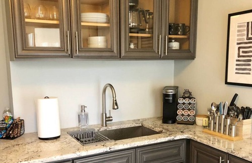 Historic Oakwood House | Cozy Historic Oakwood Duplex
