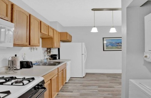 Highland Historic District Apartment | Cozy Historical 1 Bedroom Apartment