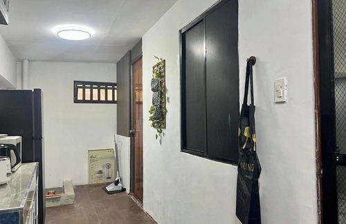 San Pablo House | Cozy Holiday Home in San Pablo City for Groups of 8-10