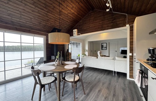 Arvika House | Cozy holiday home with its own jetty and panoramic views of Norra Örsjön