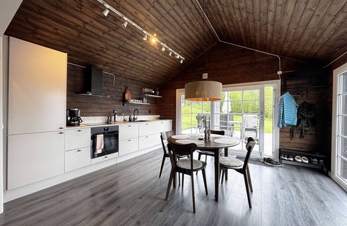 Arvika House | Cozy holiday home with its own jetty and panoramic views of Norra Örsjön
