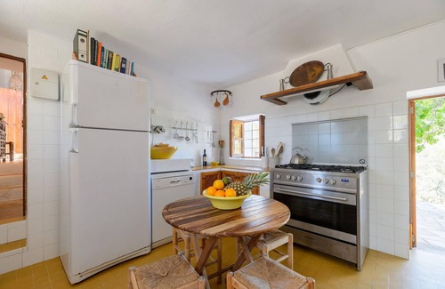 Sant Antoni de Portmany House | Cozy home in Sant Antoni de Portman