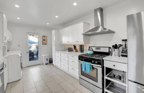 Valley Village House | Cozy Home by Universal Studios