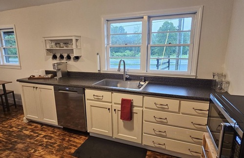 Tellico Plains House | Cozy home for 6 in the Cherokee National Forest. Easy access for motorcycles!